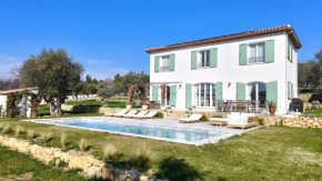Lou Masadous : Magnifique villa tout confort avec piscine chauffée 11x3.5